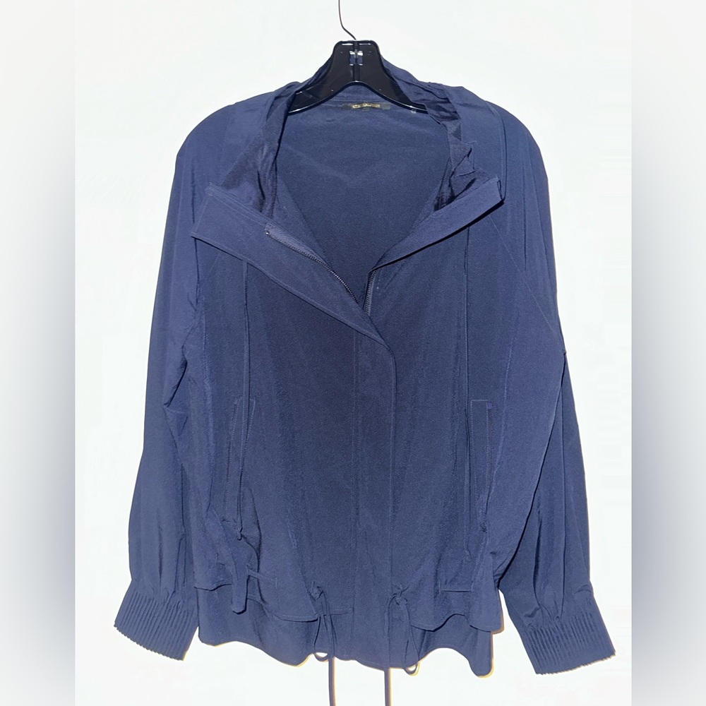 Kobi Halperin Navy blue zip up jacket!